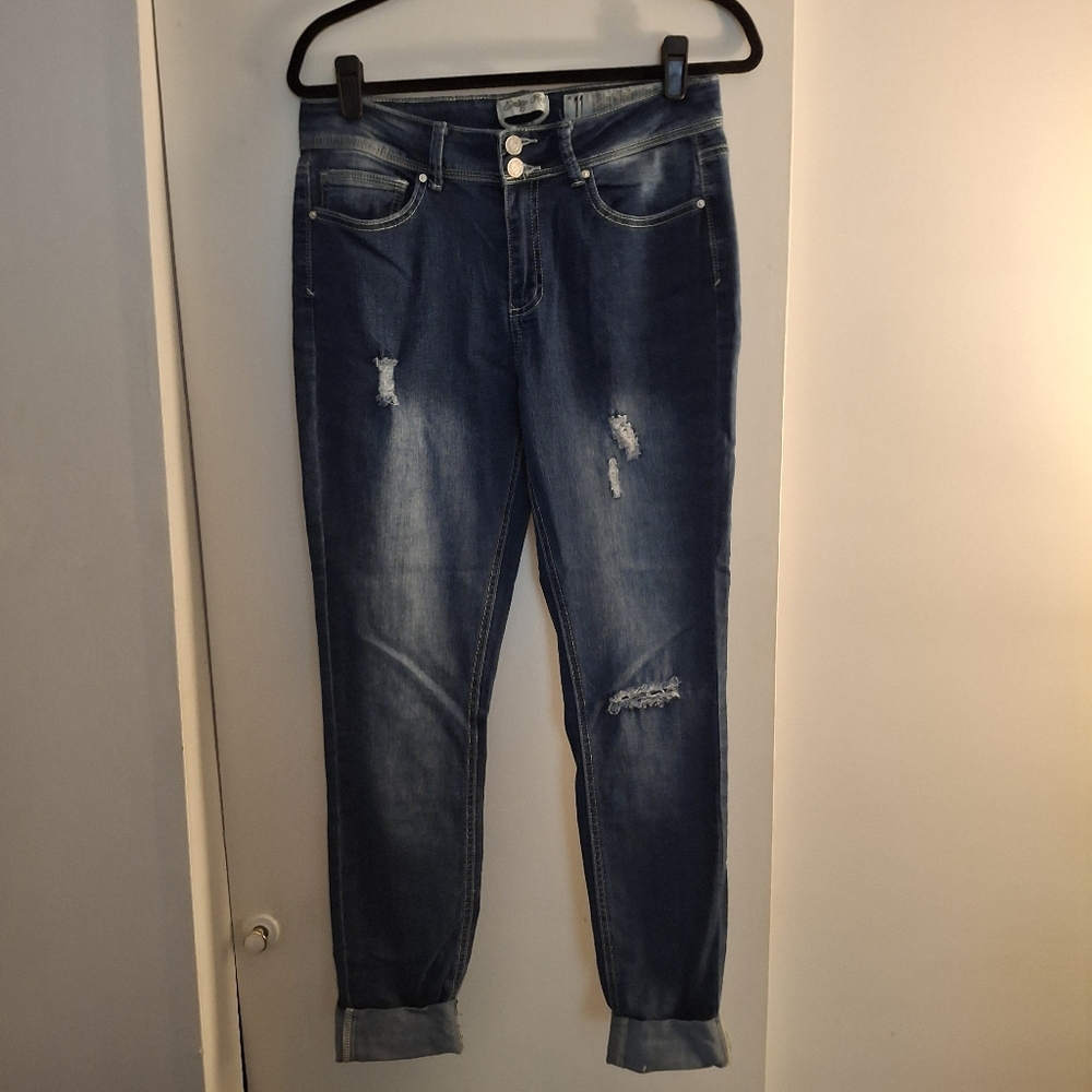 Indigo Rein Women's Blue Distressed Jeans